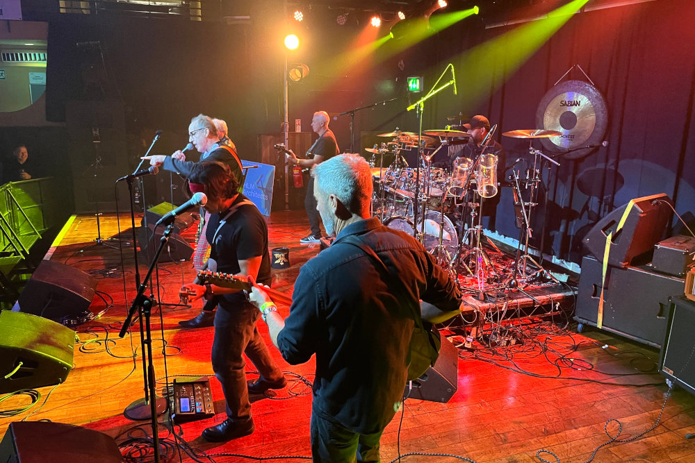 Canary Wolf in all their glory - Best Stage Performance 2025 Canary Wolf in all their glory - Best Stage Performance 2025